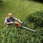 Husqvarna 215iHD45 Cordless Hedge Trimmer